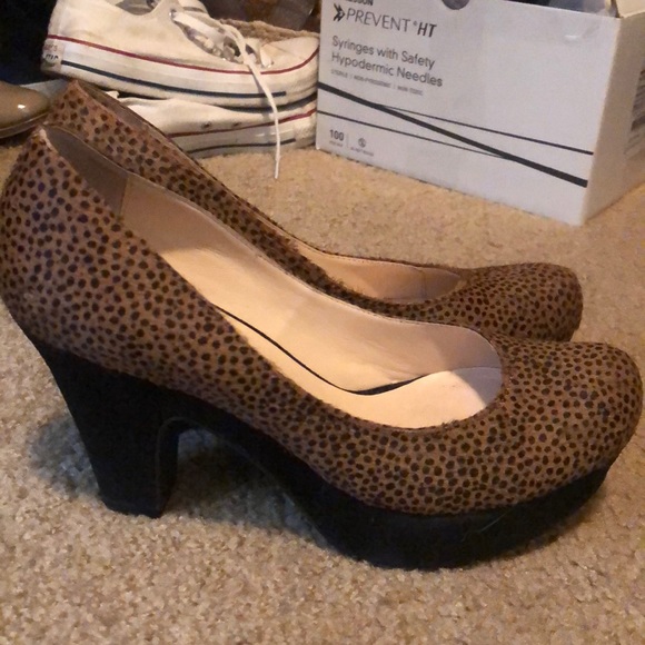 Sasha London Heels - Picture 2 of 2